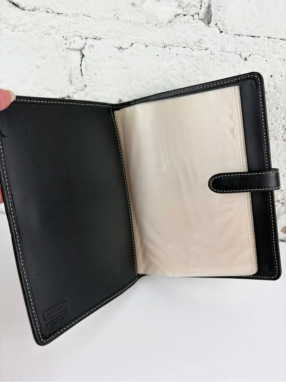 Coach cream black